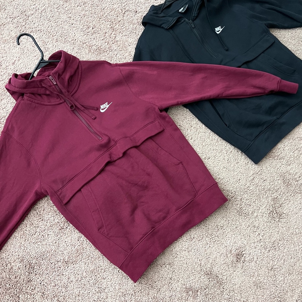 Men Nike hoodies. Both are a size small. Selling as a package.